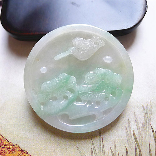 天然缅甸翡翠A货老坑种精美水润闲云野鹤吊坠配证书