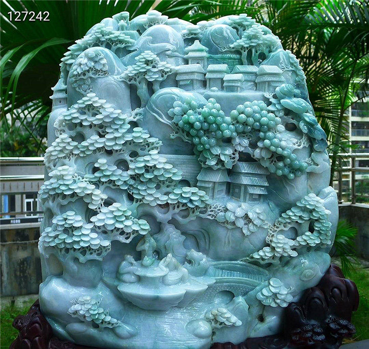 缅甸天然翡翠A货老坑种 精雕高山流水摆件 配证书