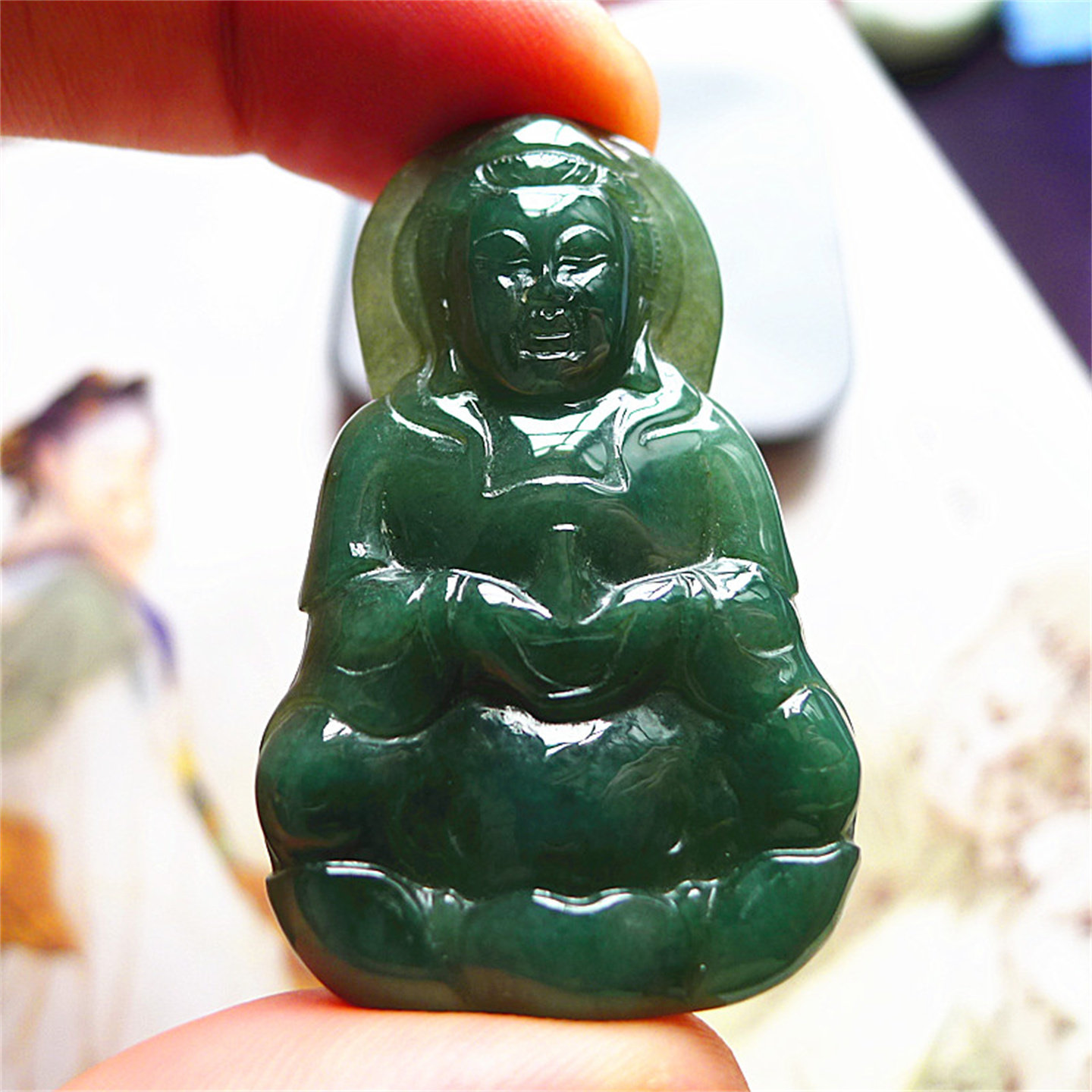 天然缅甸翡翠A货老坑种精雕精美水润观音吊坠配证书