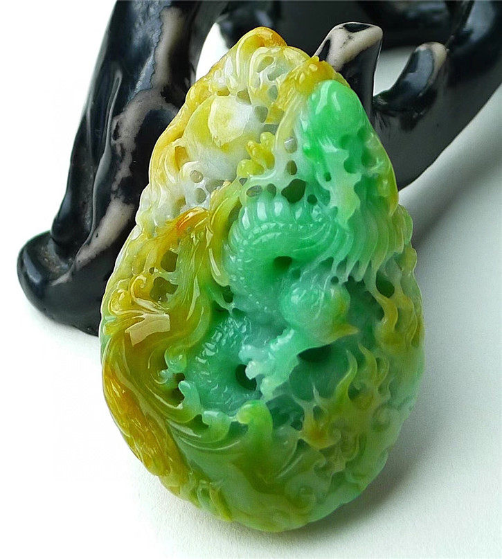 天然翡翠A货老坑种精雕龙凤吊坠配证书