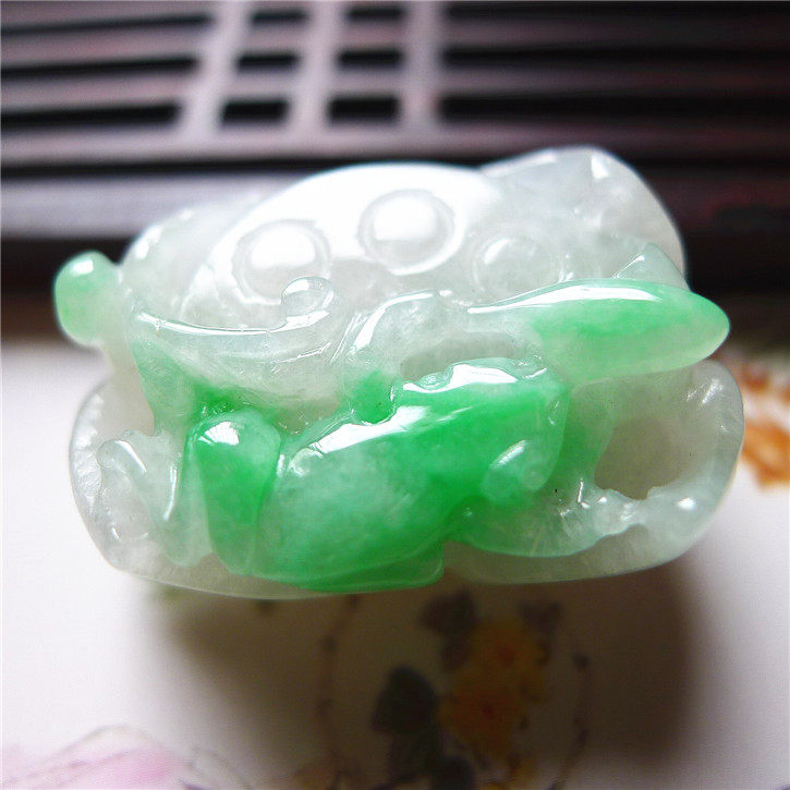 正品天然翡翠A货老坑种 莲花青蛙吊坠 配鉴定证书