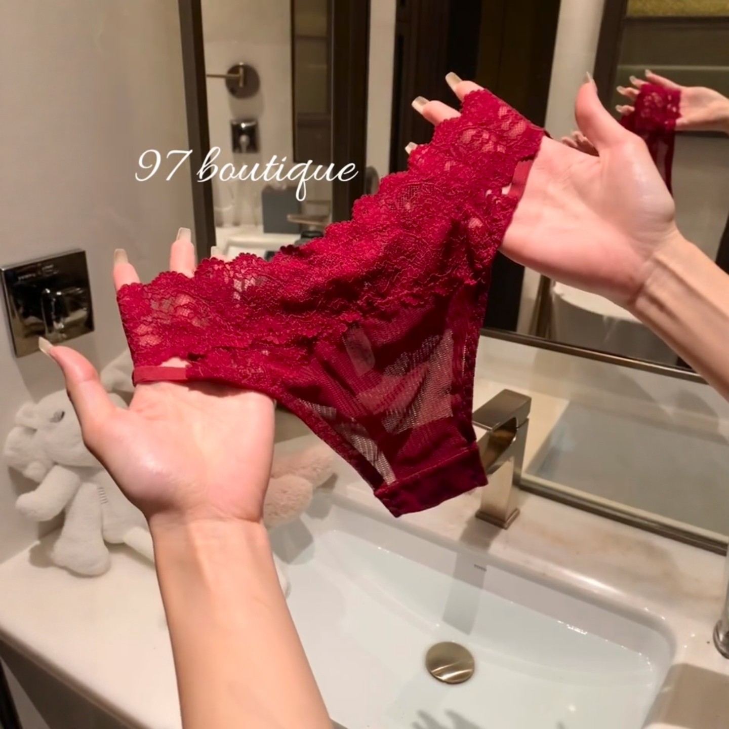红色的贵气超有感觉！！.法式低腰纯欲性感蕾丝高开叉透气内裤,女士内衣/男士内衣/家居服,女三角裤,淘宝优惠券,粉丝福利购,淘宝优惠卷