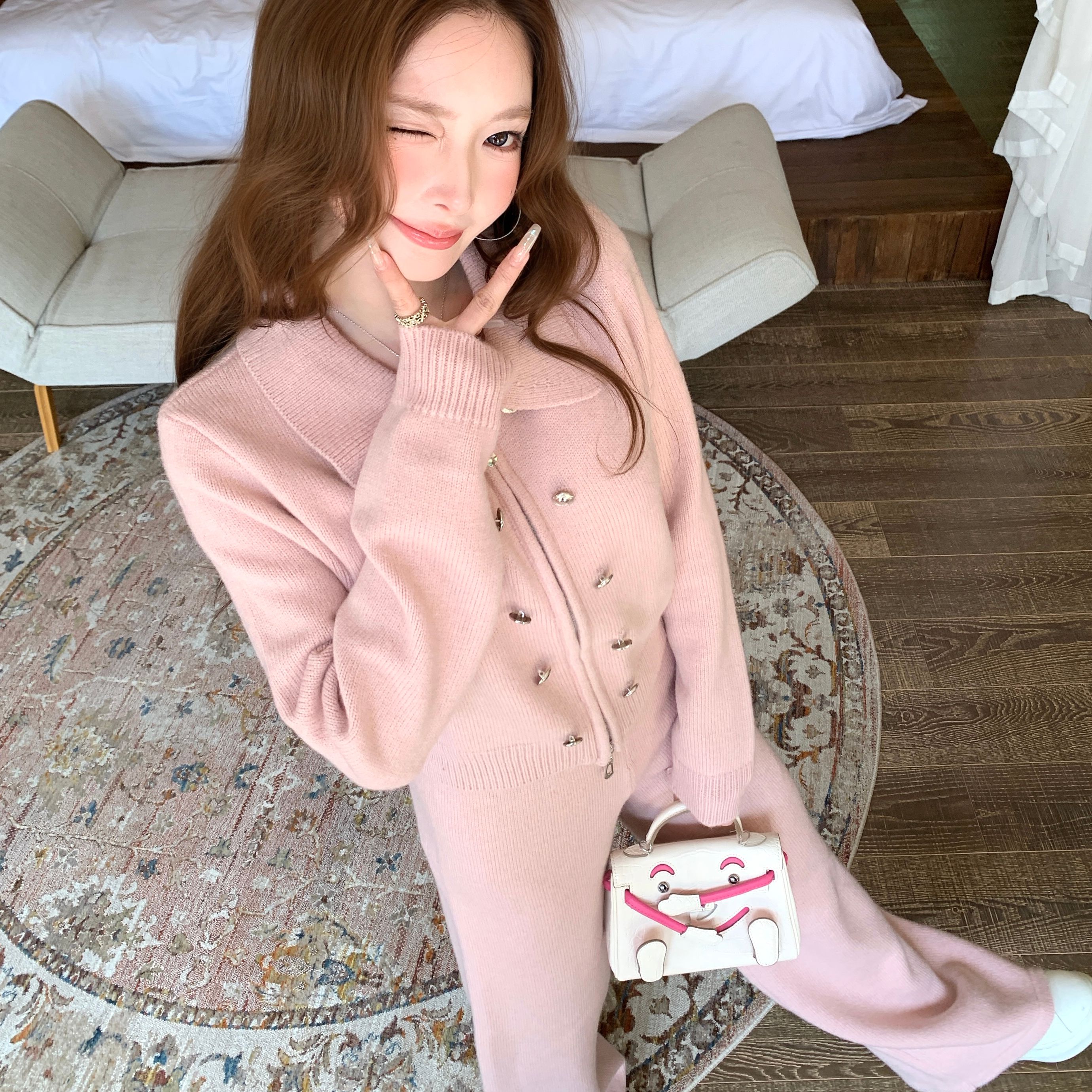 《韩女舒适区》文文私服 小香翻领上衣+针织裤子套装预WWQ6TZ1677