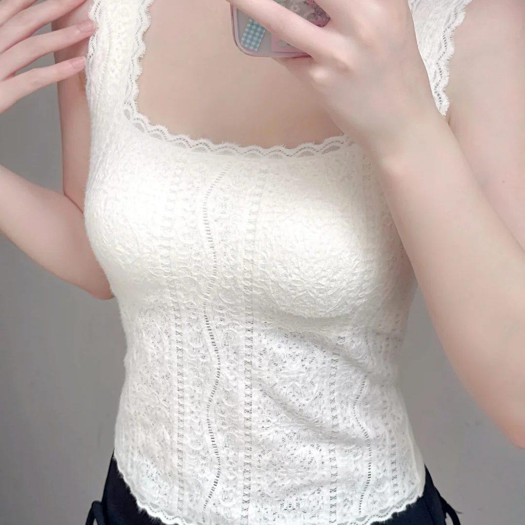 法式蕾丝保暖背心女士冬季女2025新款可外穿自带胸垫吊带内搭打底