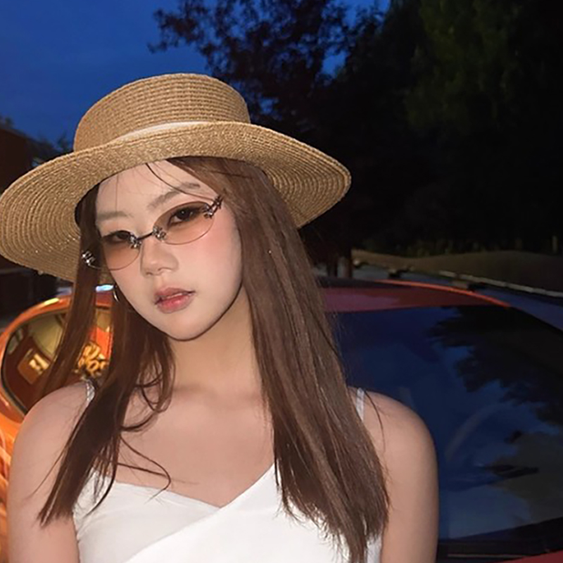 时髦无框椭圆书呆子墨镜女高级感