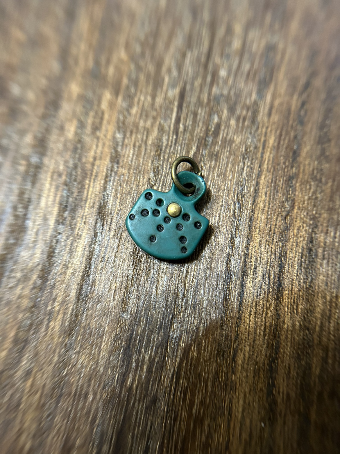 藏式风格绿色料器迷你小咒点牌子侧挂吊坠藏传文玩手串108配饰件