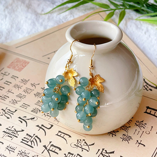晴王葡萄  满满14粒一只！天然岫玉通透果冻绿色葡萄串耳环一对