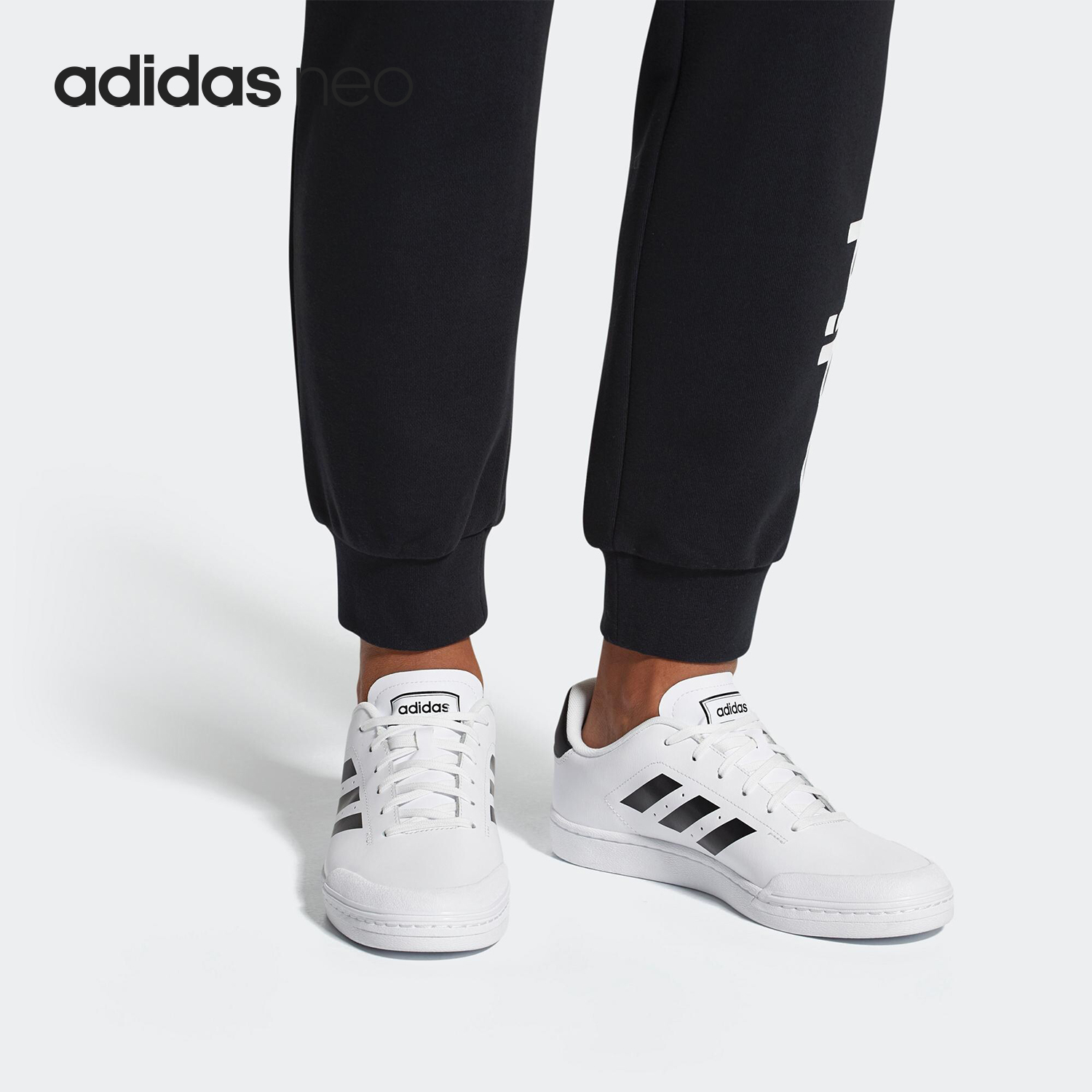 板鞋Adidas/阿迪达斯低帮男子