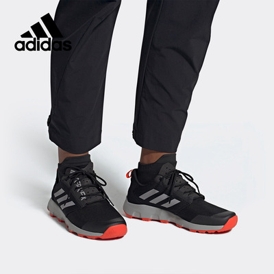 adidas/阿迪达斯低帮运动鞋
