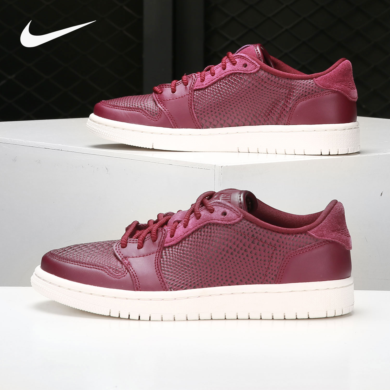 Nike正品女子休闲运动板鞋