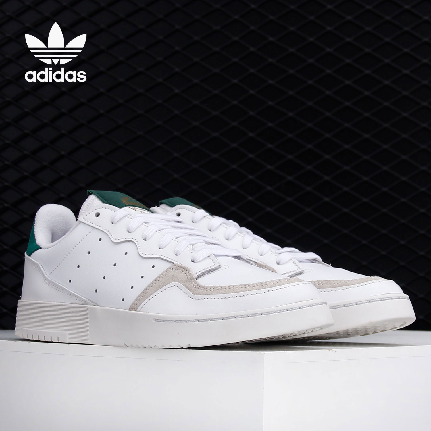 运动休闲鞋Adidas/阿迪达斯