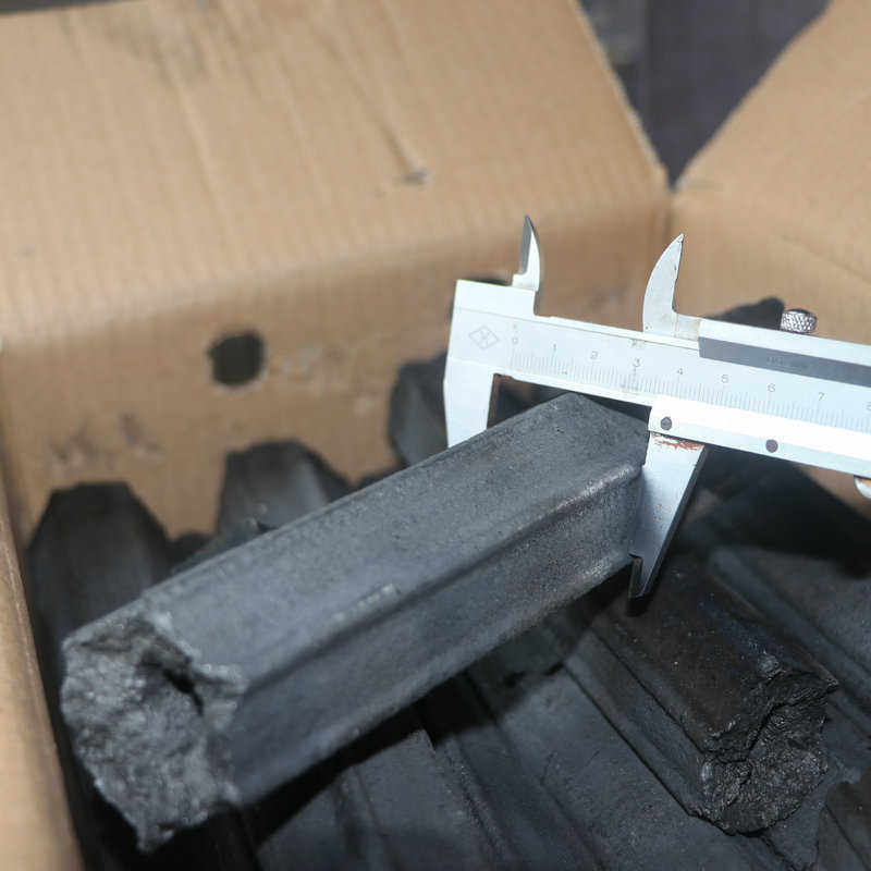 木炭周日新火锅店木碳烤鸭炭机制木炭取暖碳户外烧烤家用无烟炭,户外/登山/野营/旅行用品,烧烤炭,淘宝优惠券,粉丝福利购,淘宝优惠卷