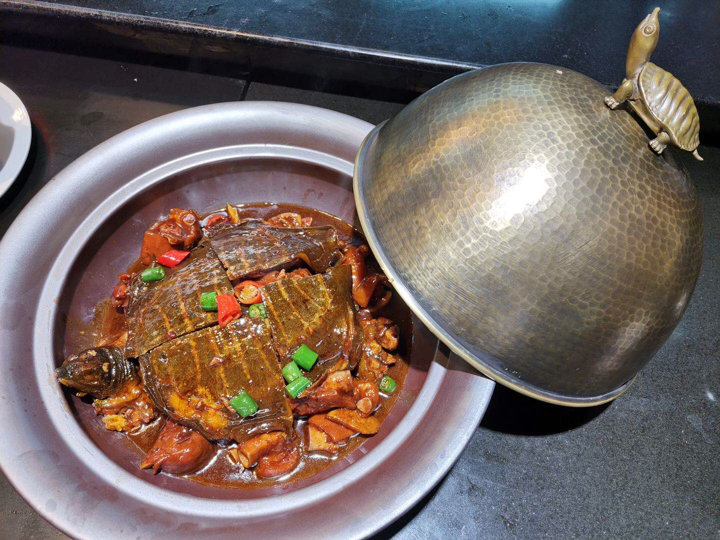 长沙王捌院子甲鱼煲铜盖子甲鱼火锅湘菜王八盖子鸭子盖乌龟盖子