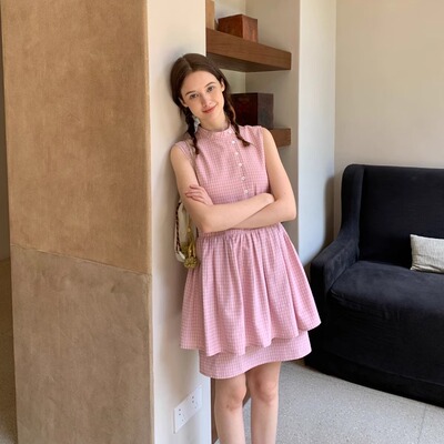 果核宇宙格纹侧门襟假两件背心裙