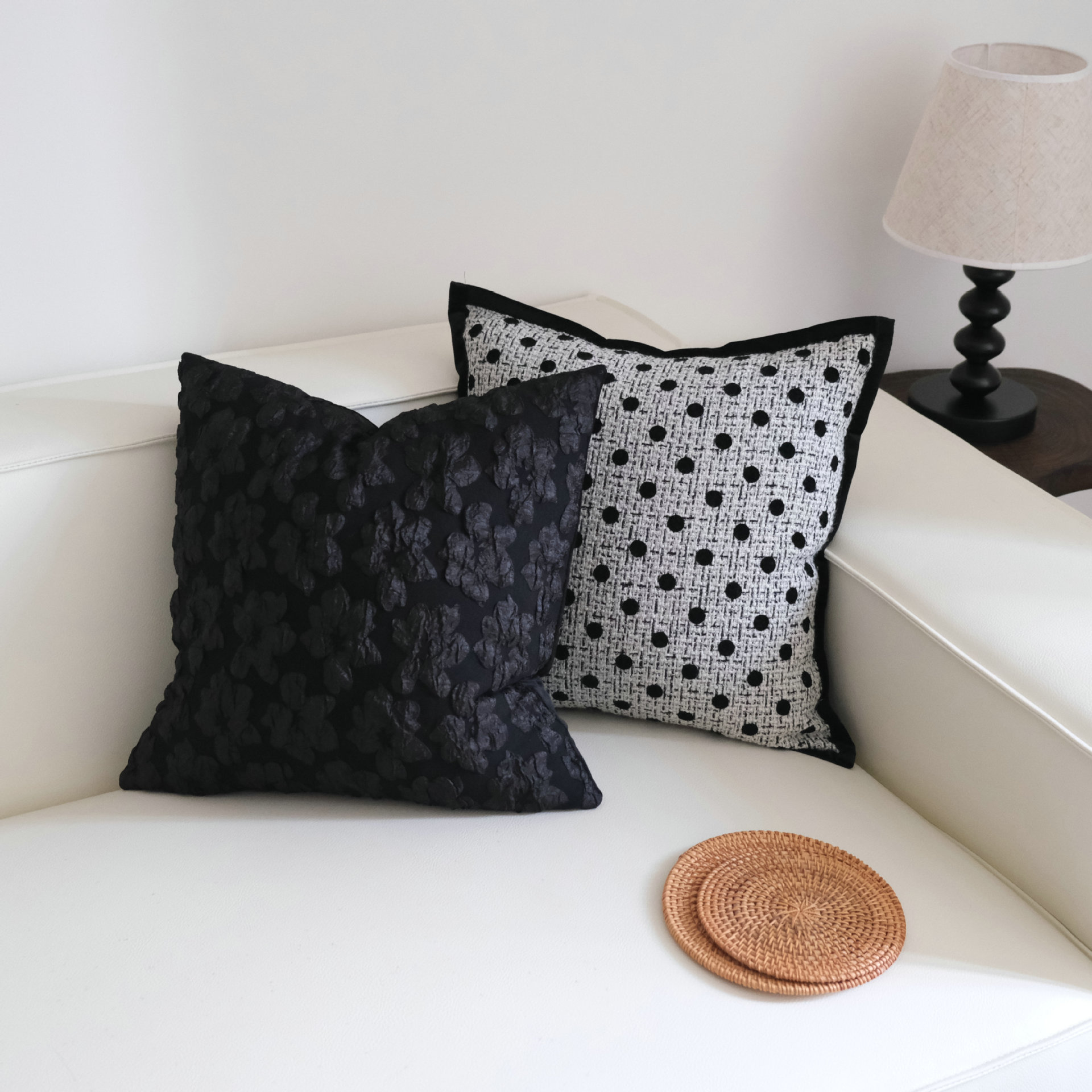 中古风轻奢抱枕黑色立体花朵腰枕黑边波点沙发靠垫酒店样板房