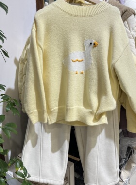 冬装新款女童鹅黄色小黄鸭毛衣含羊毛针织衫圆领套头毛衣