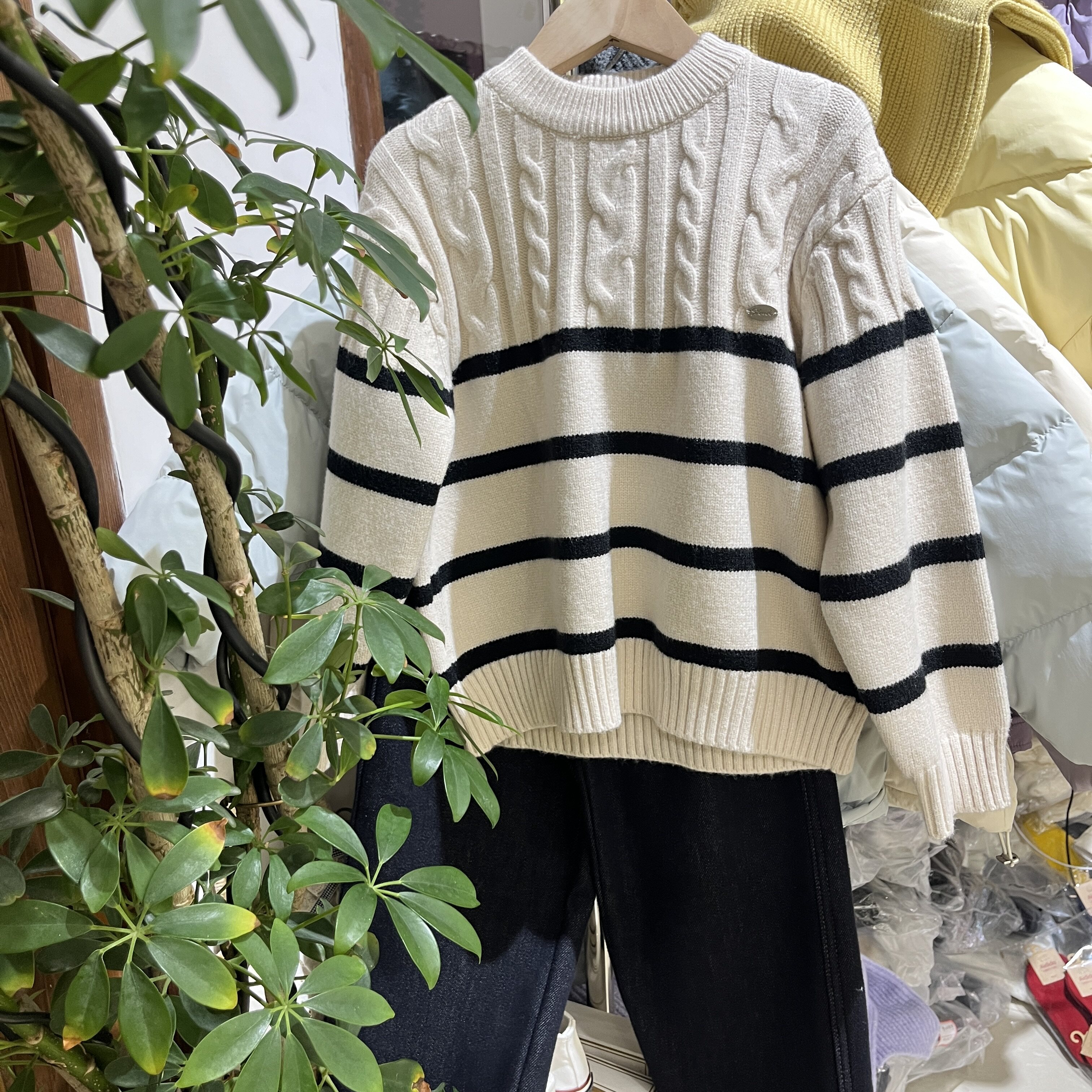 实体冬装新款男童女童米色圆领条纹麻花毛衣针织衫中大童套头毛衣