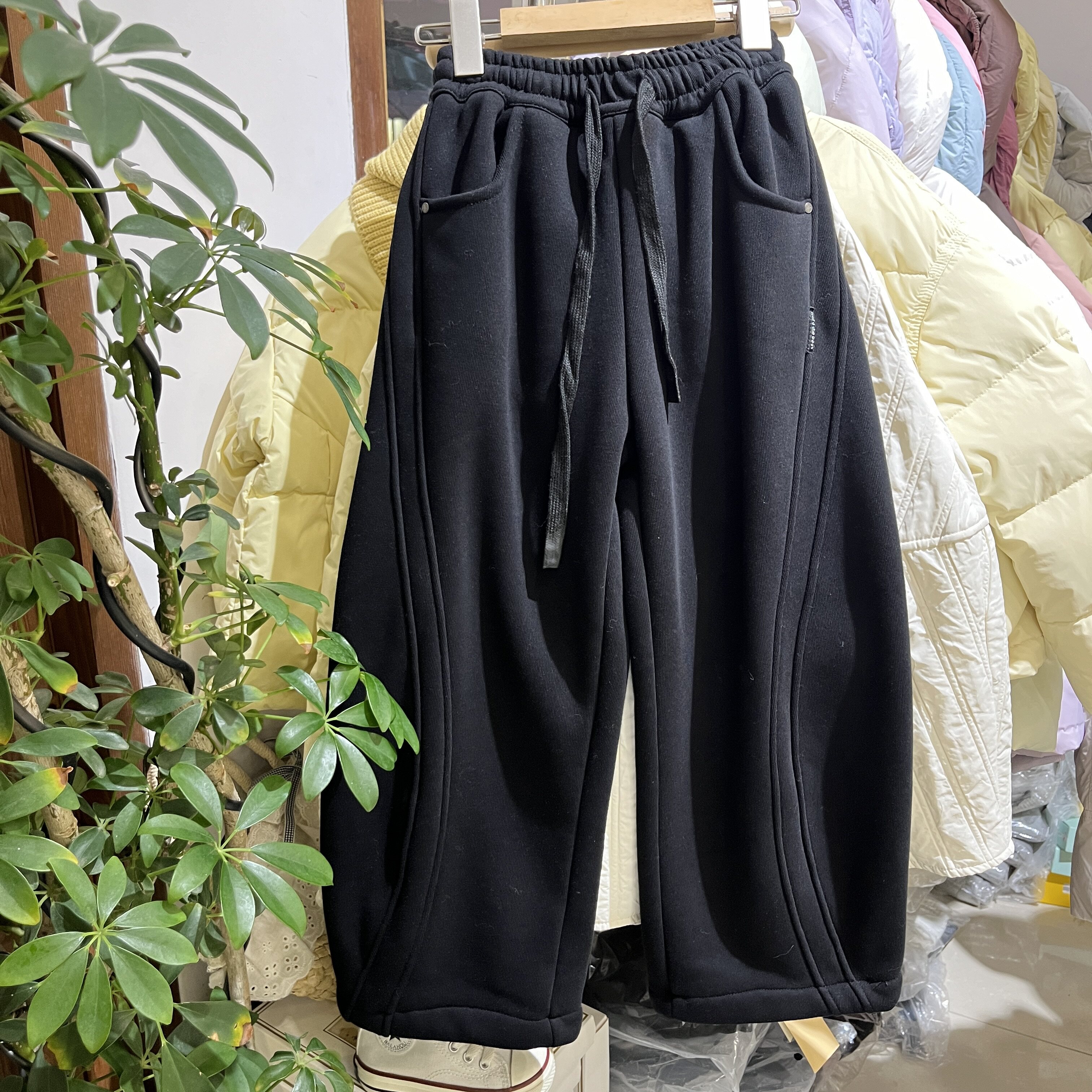实体冬装新男童女童韩版黑色松紧腰加绒加厚直筒弯刀裤百搭阔腿裤
