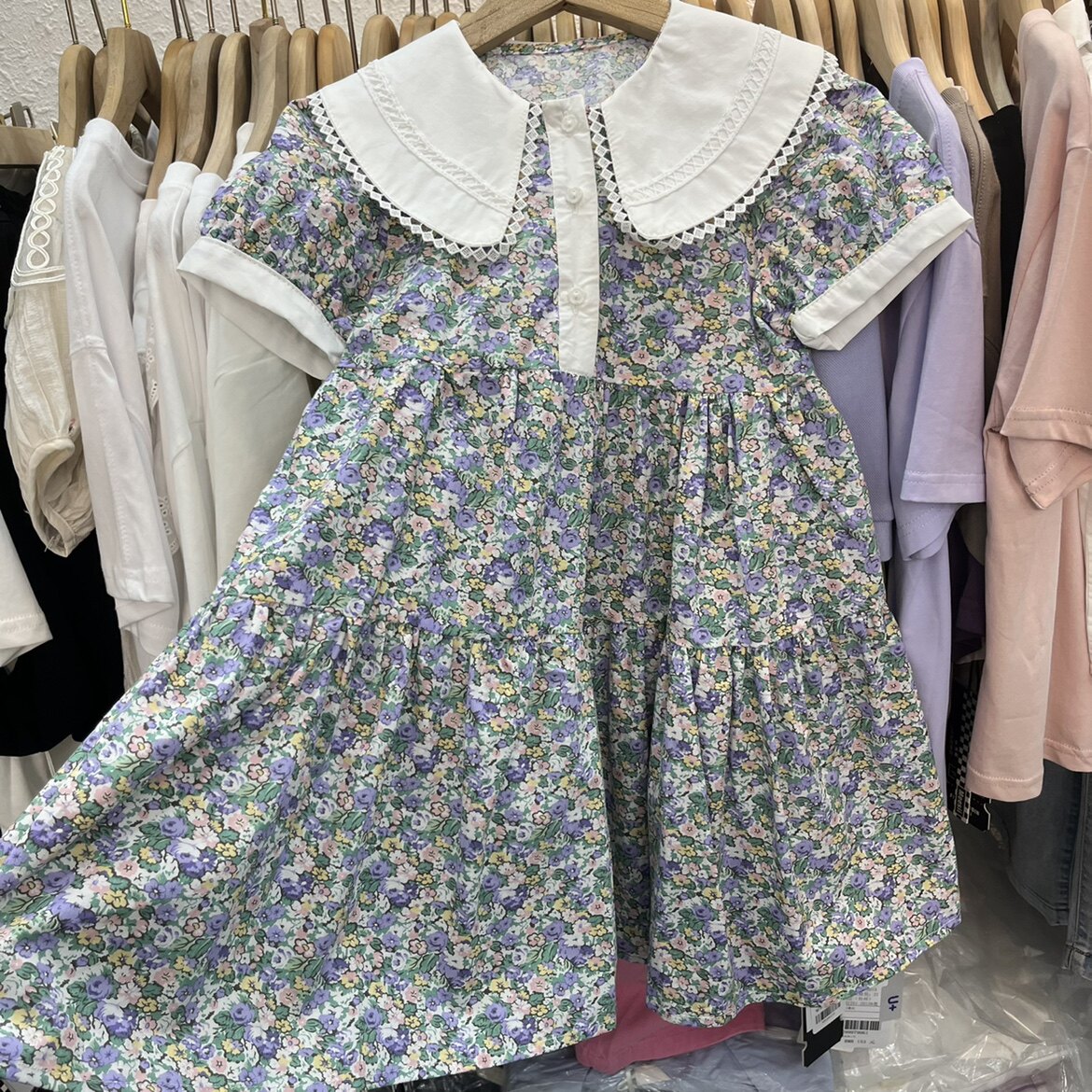实体店童装女童紫色小碎花娃娃领泡泡袖短袖连衣裙中大童棉布裙
