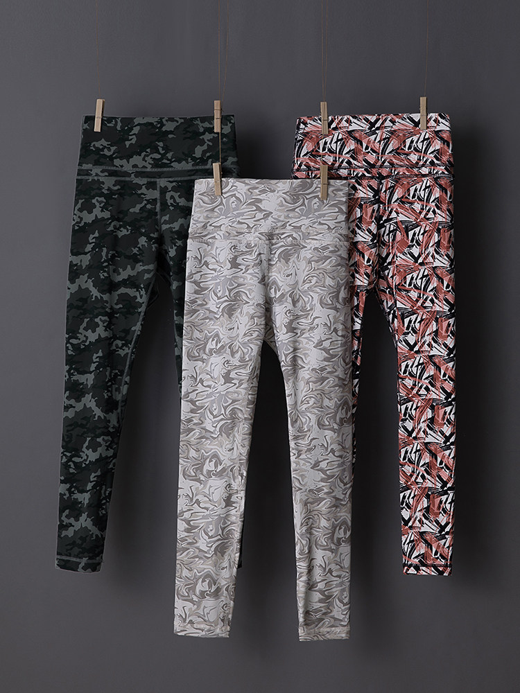 Printed yoga pants female camouflage color summer thin section wear high waist tight hip color peach fitness stripes