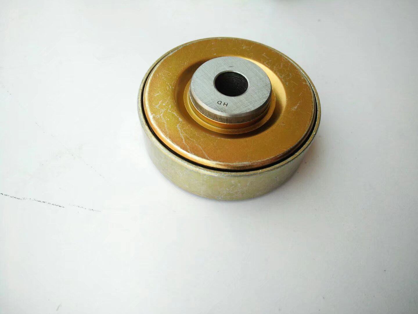 长安铃木羚羊空调涨紧轮羚羊7135老羚羊皮带张紧轮空调轮汽车配件