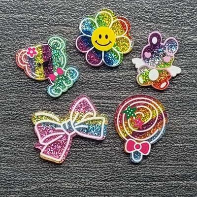 渐变小熊亚克力DIY洞洞鞋鞋扣