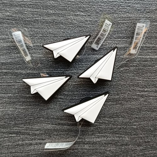 童年的纸飞机鞋花crocs鞋扣