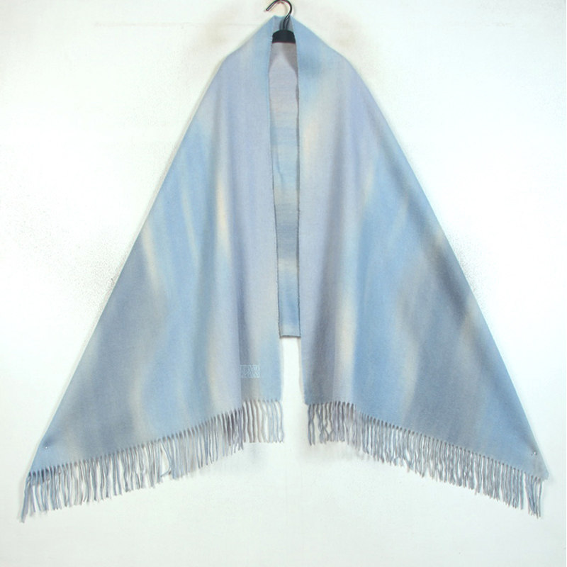 秋冬孤品复古着vintage渐变蓝色丝光刺绣水波纹羊绒超宽披风围巾,服饰配件/皮带/帽子/围巾,围巾/丝巾/披肩,淘宝优惠券,粉丝福利购,淘宝优惠卷