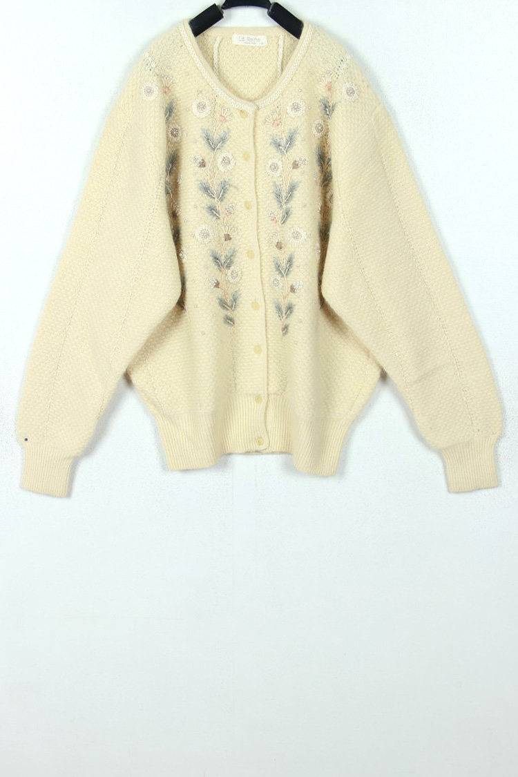 vintage手工钉珠绣花兔毛毛衣