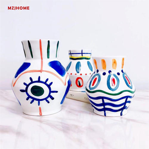 丹麦手绘不规则抽象样板间花瓶