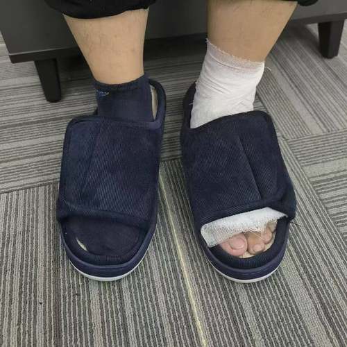 脚肿专用魔术贴拖鞋大小可调透气