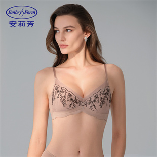 安莉芳新品刺绣蕾丝薄款透气三角杯文胸罩小胸防下垂无钢圈内衣女