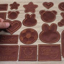 自粘补丁贴咖啡色刺绣徽章布贴衣服裤 饰贴可洗 子羽绒服修补破洞装