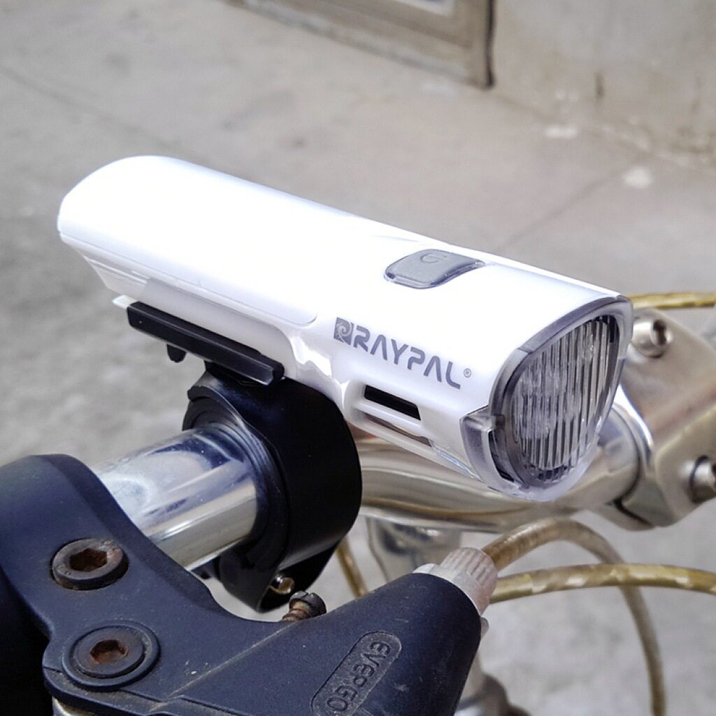 Lumière vélo - phare - Ref 2398922 Image 3