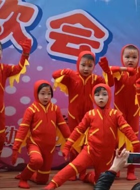 元旦雪宝宝雪孩子舞蹈服小雪花儿童演出服装火焰火苗表演服雪娃娃