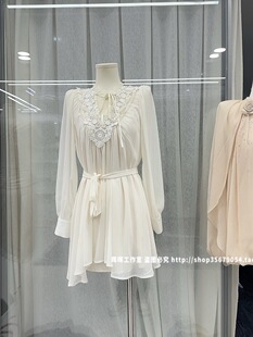 白色v领花朵长袖雪纺衫女2026早春季新款衬衫纯欲风小衫连衣裙