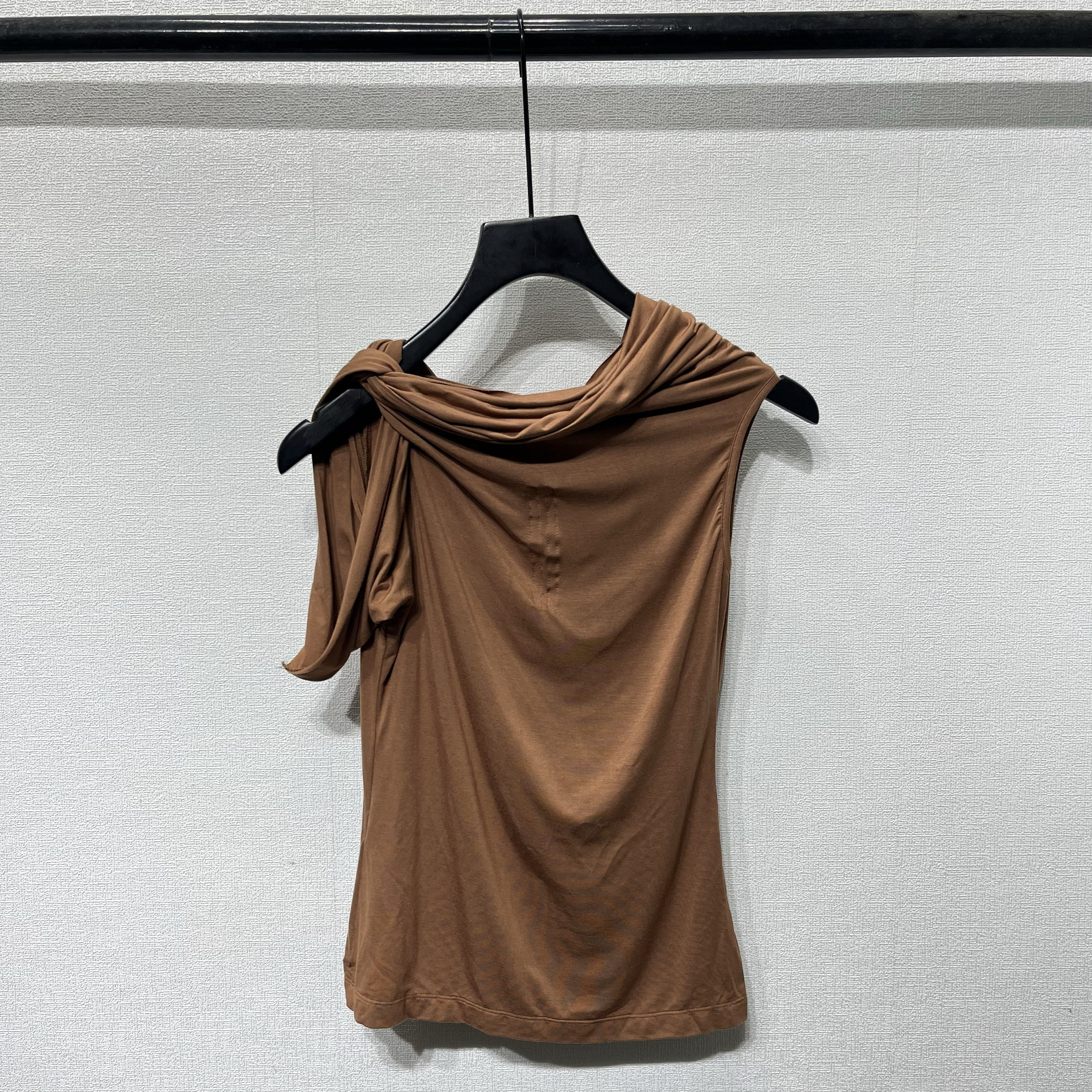 夏季暗黑R风O堆领女士修身不对称袖子褶皱性感贴身莫代尔无袖T恤