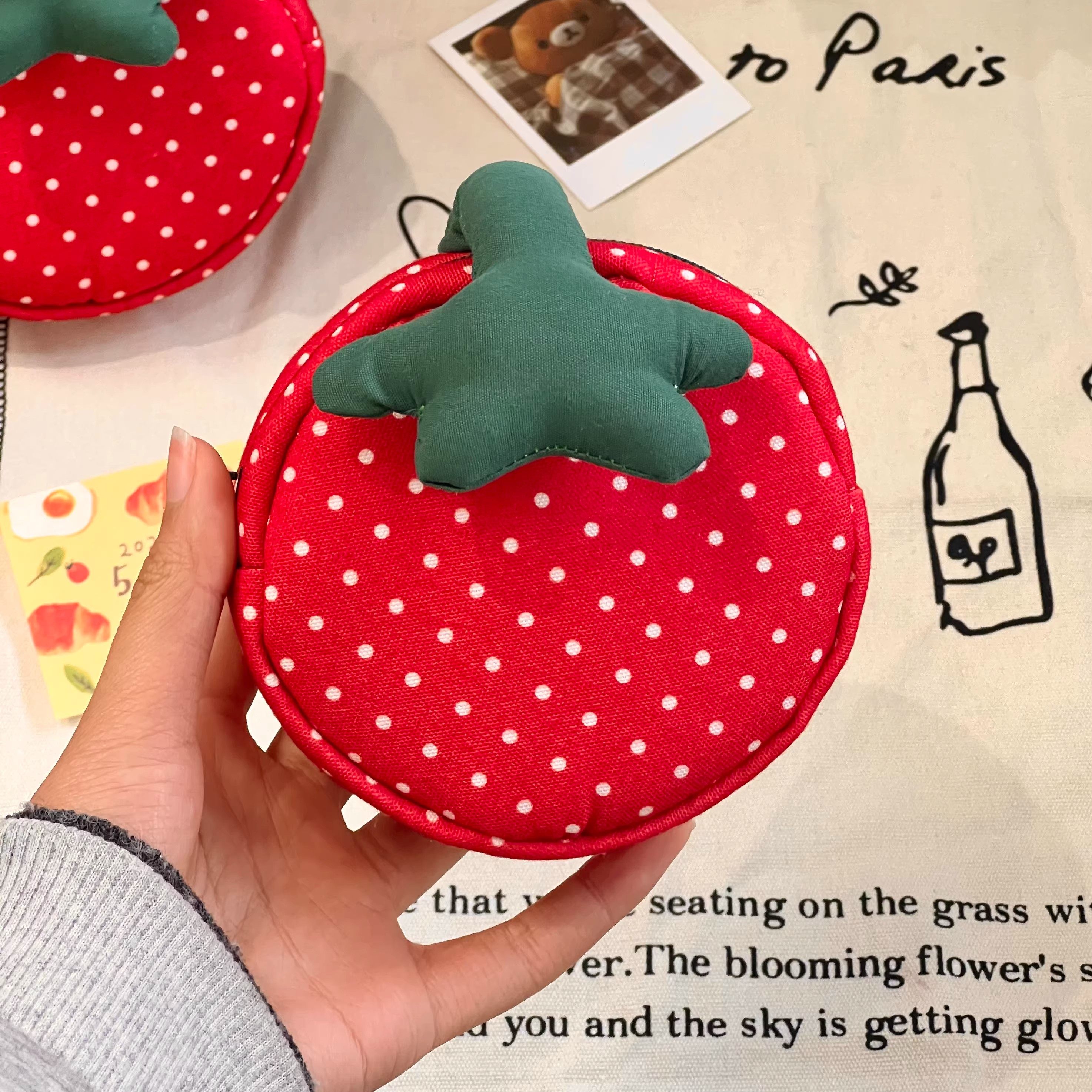 小红书同款可爱番茄零钱包波点小胖包日系迷你收纳包随身收纳包包,模玩/动漫/周边/娃圈三坑/桌游,动漫背包/钱包/箱包,淘宝优惠券,粉丝福利购,淘宝优惠卷