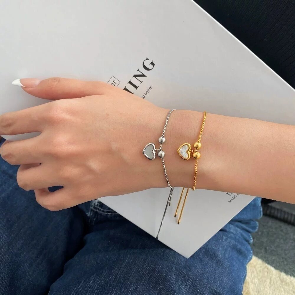 S925纯银手链桃心手链女简约白贝母爱心形可调节伸缩手链