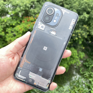 适用小米11后盖玻璃塑料透明改装米11蓝光电池外壳十一维修换后屏