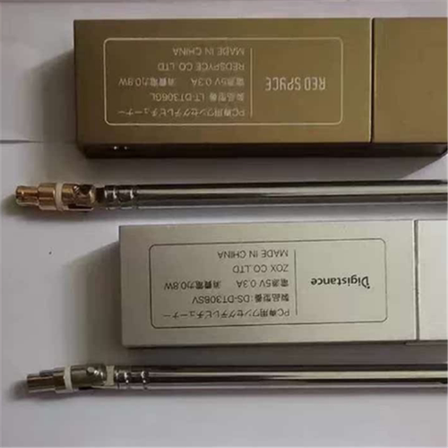 SDR RTL2832U 芯片开发板 和天线 FC0013 芯片 FC0012