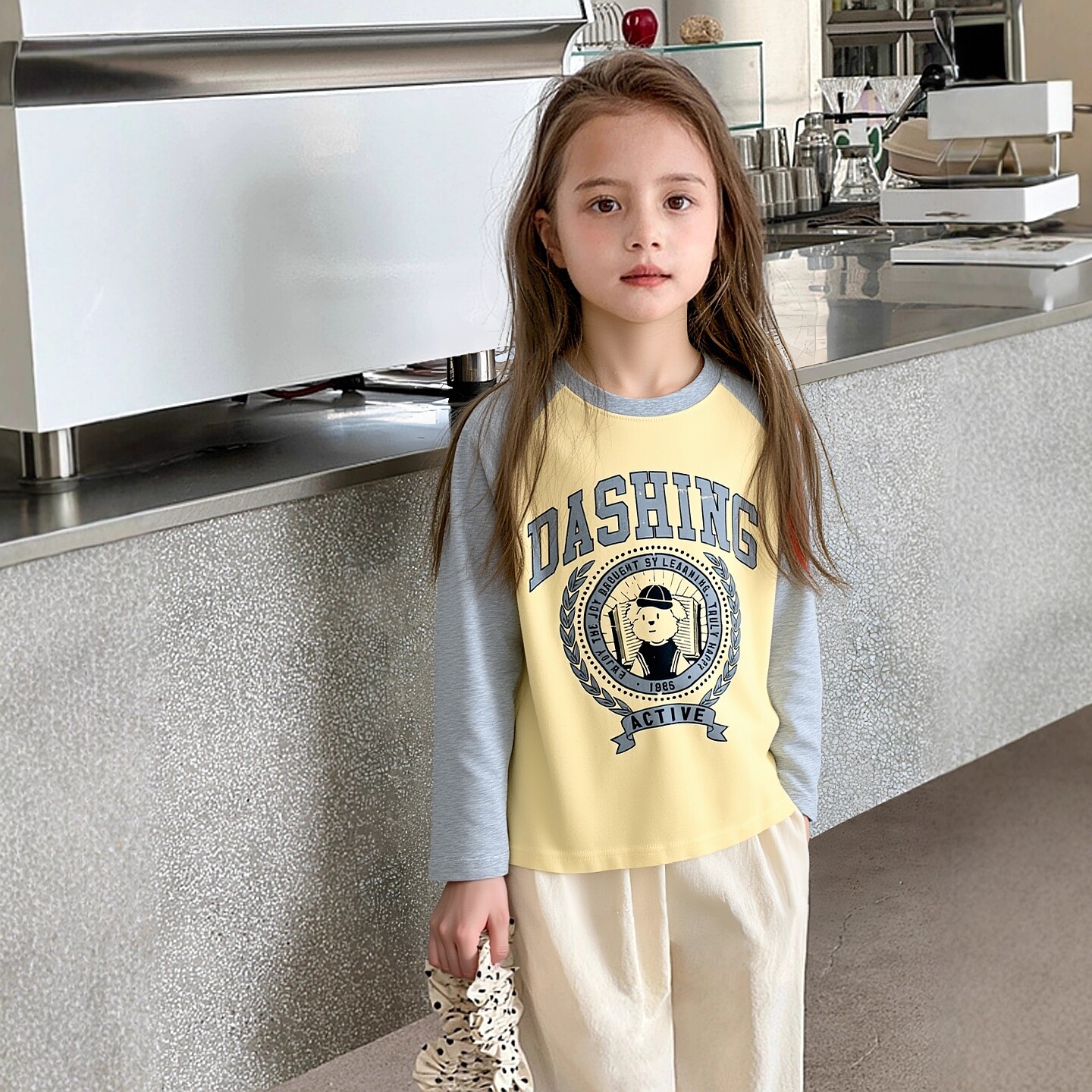 品牌外贸童装2026春季新款中大童学生长袖T恤男女青年纯棉打底衫