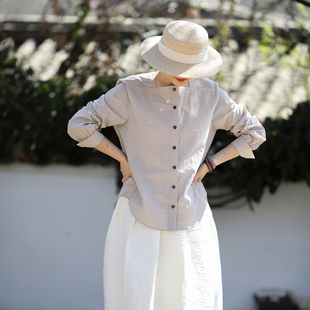 游设原创方领圆弧摆强捻盐缩色织棉衬衫 浅叙