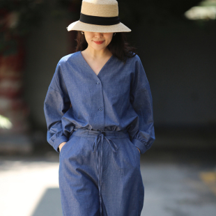 游设计原创天丝亚麻简约v领开襟廓形衬衫 蓝韵 上衣