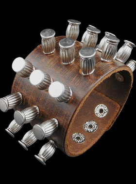 棕牛皮银色塑料工艺花纹朋克手链