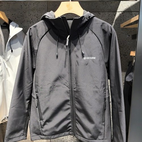 阿珂姆户外软壳衣加绒休闲外套