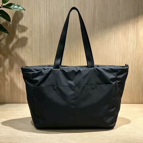 Y29CB062297斜跨百搭包18x9 x16