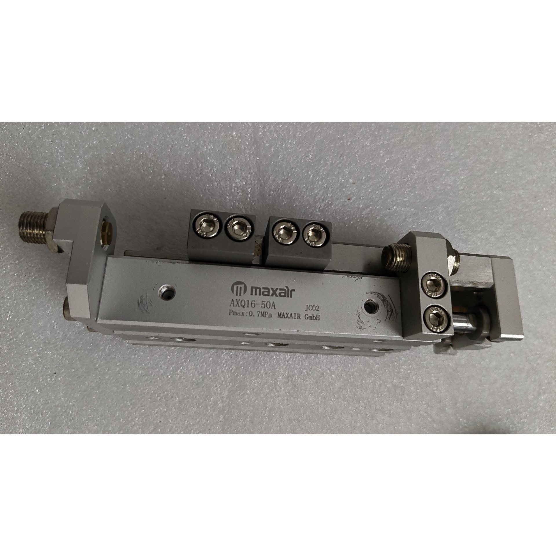 德国品牌滑台气缸AXQ16-50A实物拍摄功能测试好发货