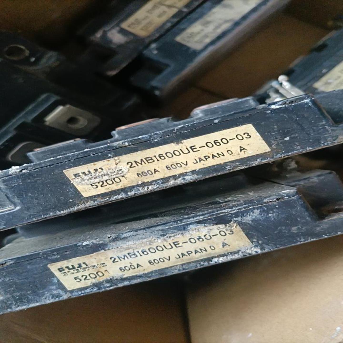 议价议价议价请询价2MB600&cup;E-060-03成色如图议价议价议