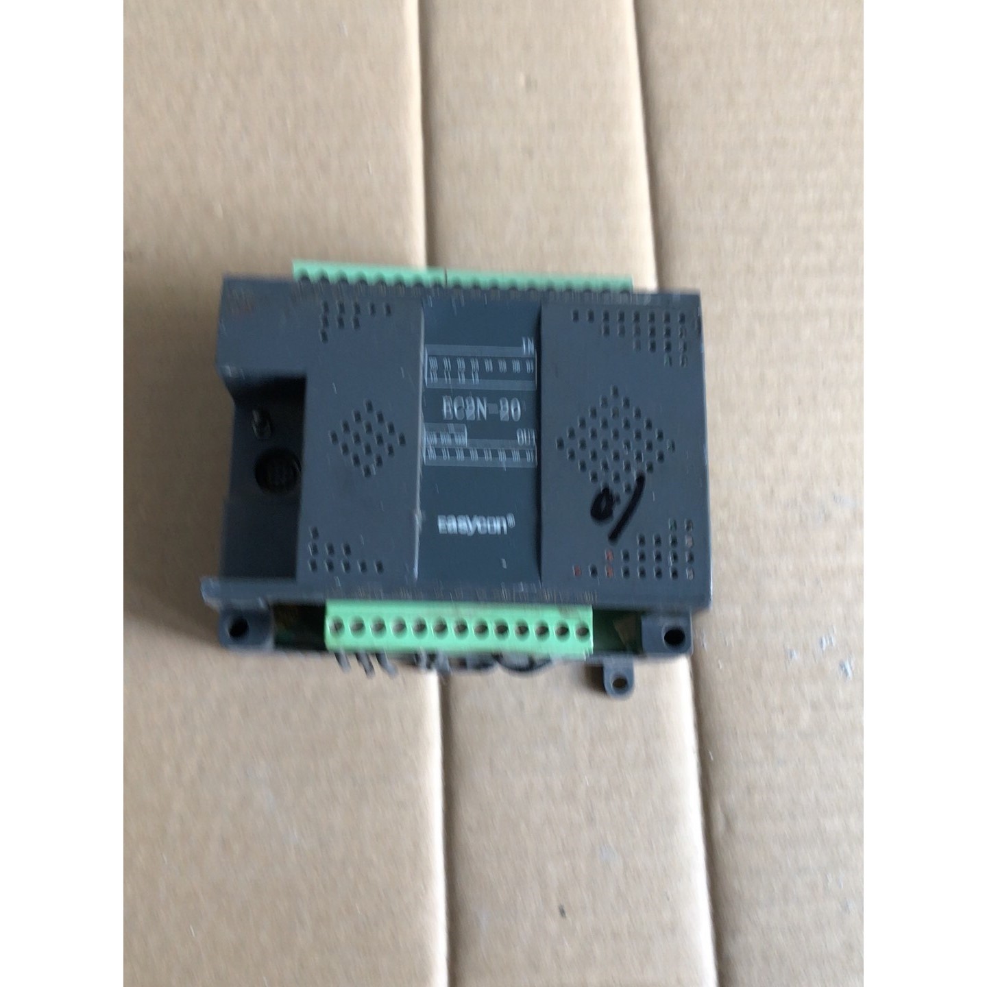 拆机易控王EC2N-20   12入8出 实拍图 功能正常